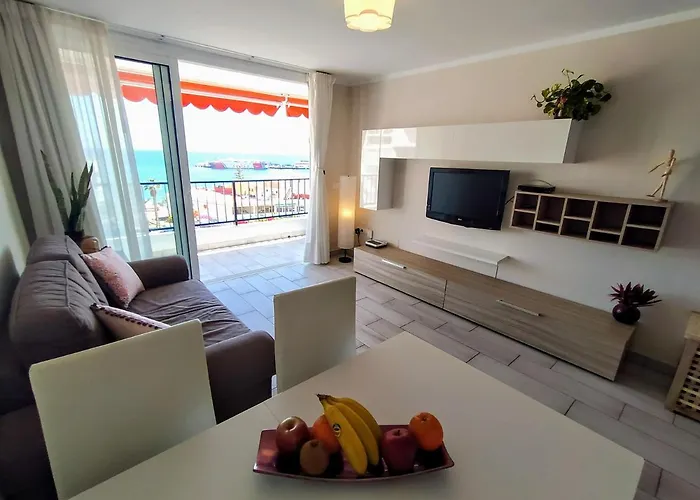 Sunset View 아파트